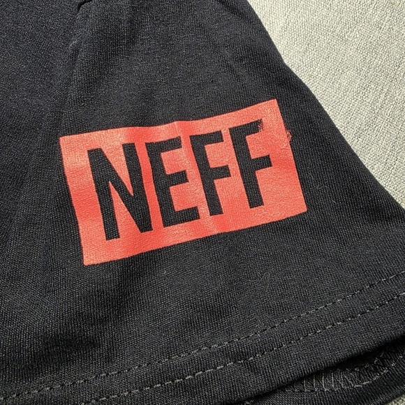 Cool Collaboration Alert: Disney x Neff Mickey Mouse T-Shirt! Men's Size M - Picture 3 of 5